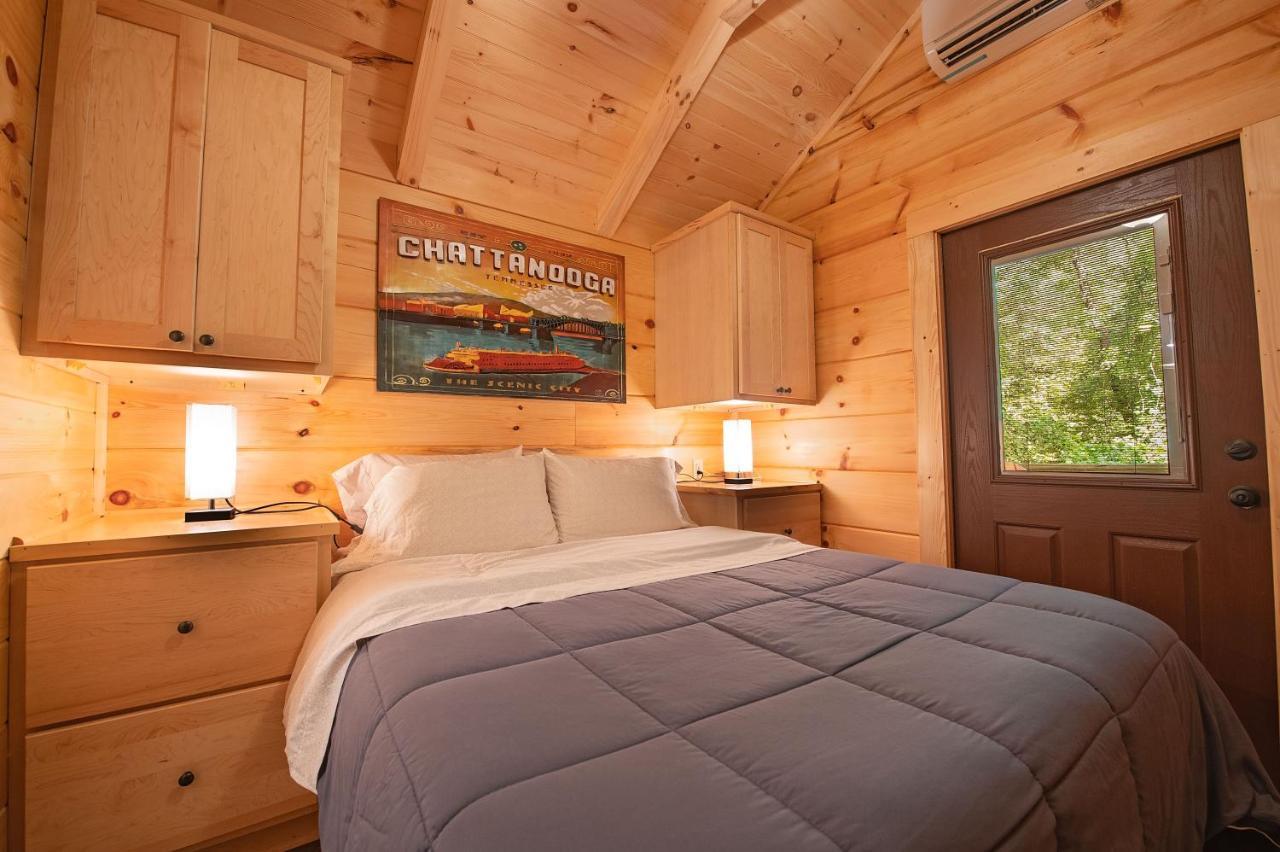 שאטאנוגה Ernie Cabin Wauhatchie Woodlands Tiny Cabin מראה חיצוני תמונה