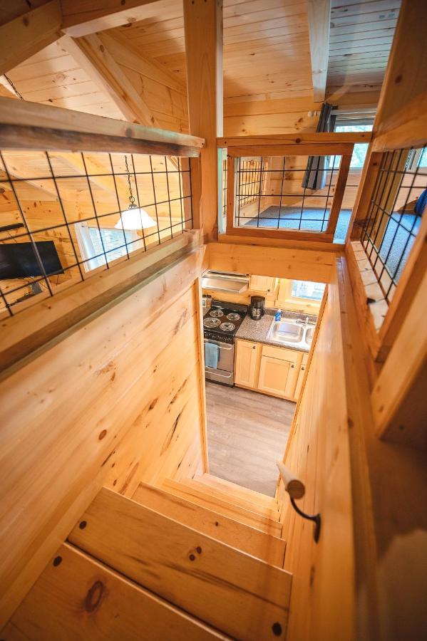שאטאנוגה Ernie Cabin Wauhatchie Woodlands Tiny Cabin מראה חיצוני תמונה