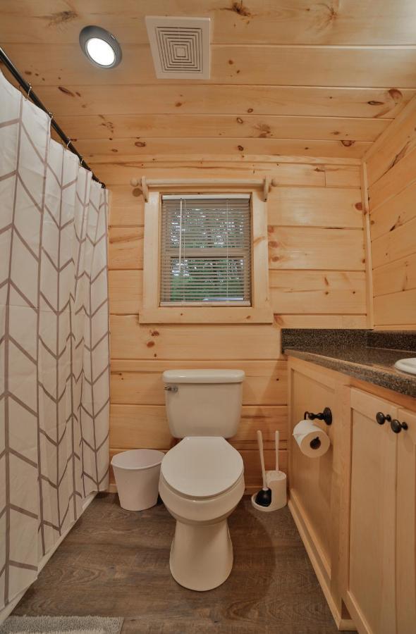 שאטאנוגה Ernie Cabin Wauhatchie Woodlands Tiny Cabin מראה חיצוני תמונה