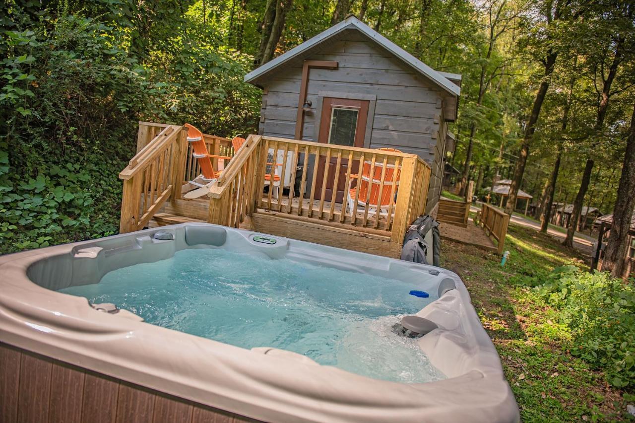 שאטאנוגה Ernie Cabin Wauhatchie Woodlands Tiny Cabin מראה חיצוני תמונה