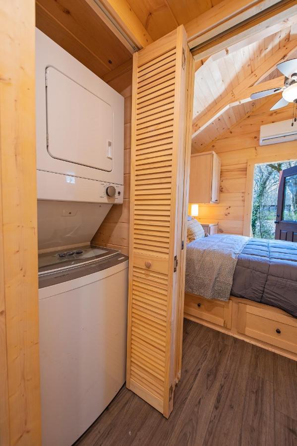 שאטאנוגה Ernie Cabin Wauhatchie Woodlands Tiny Cabin מראה חיצוני תמונה